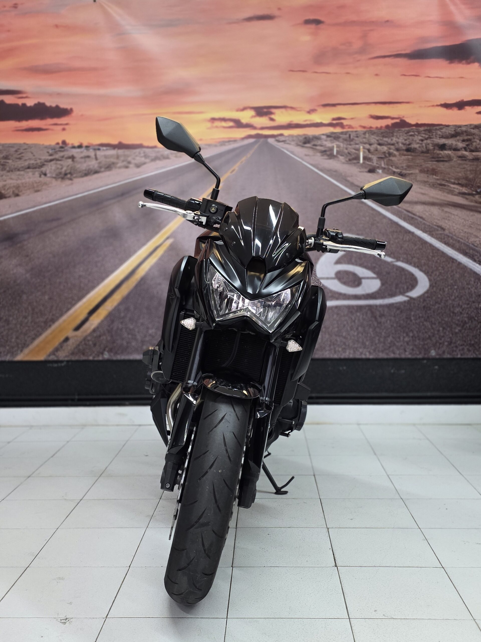 Kawasaki Z800 ABS - Imagen 4